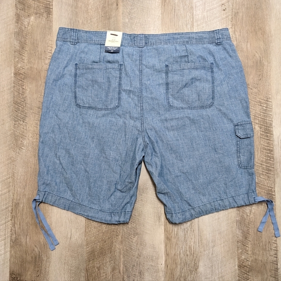 St. John's Bay Blue Mid rise Bermuda Shorts 24W - Picture 4 of 10